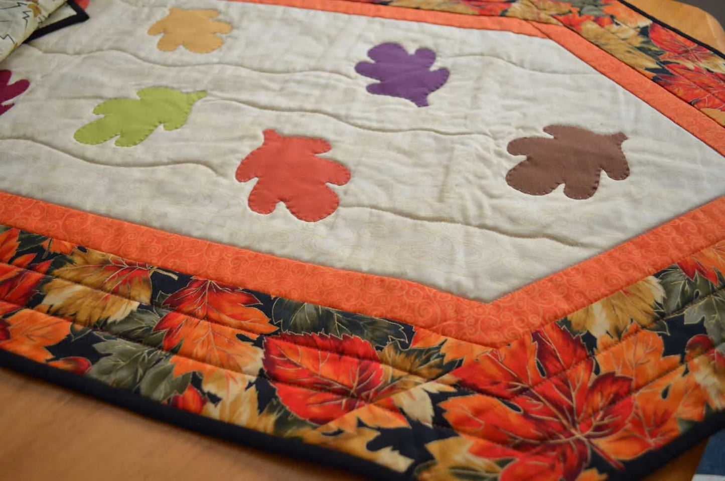 Table Runner - Fall Leaves
