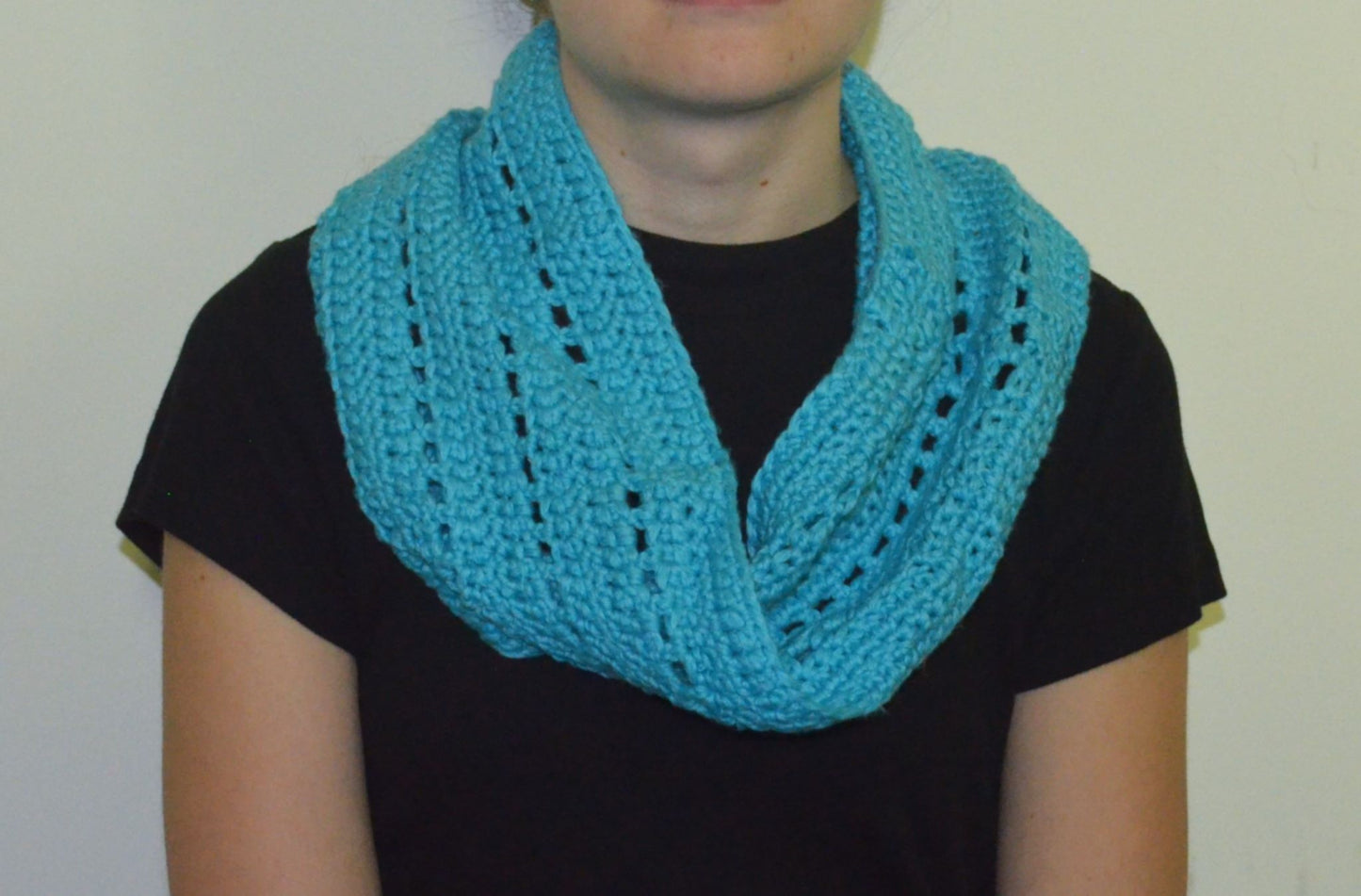 Cowl - Teal Mobius