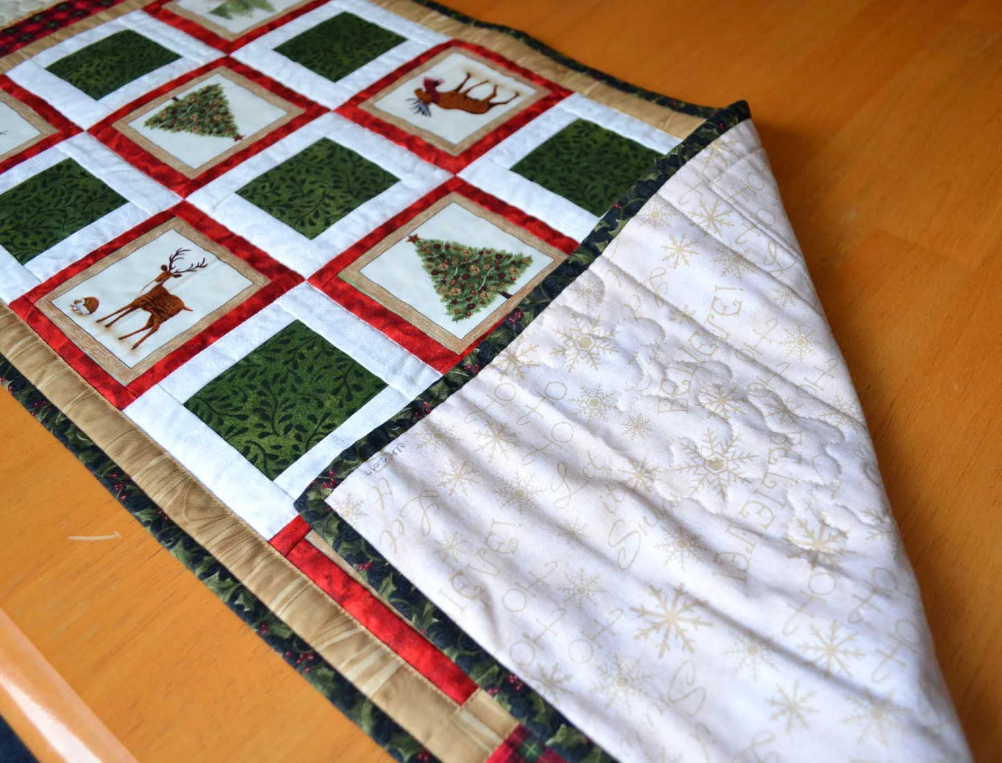 Table Runner - A Woodsy Christmas